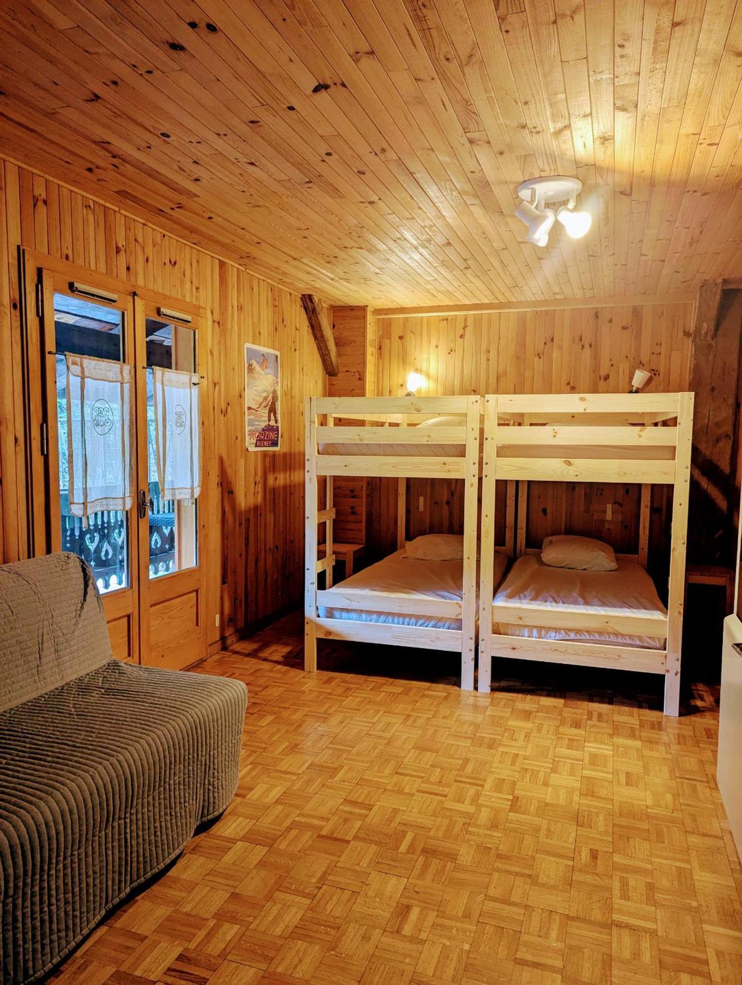 Appartement-3-Chambres-8-Couchages-Wifi-Montriond-Chebourins エクステリア 写真